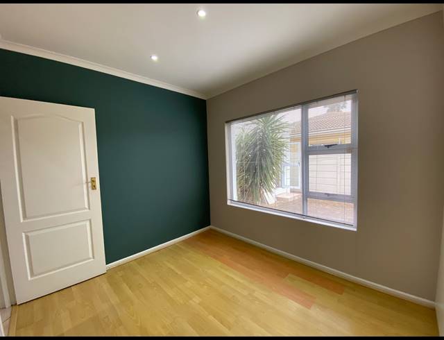 3 BEDROOM FREESTANDING TO LET IN PARKLANDS